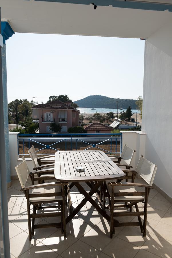 Hotel Anna Амудия Екстериор снимка