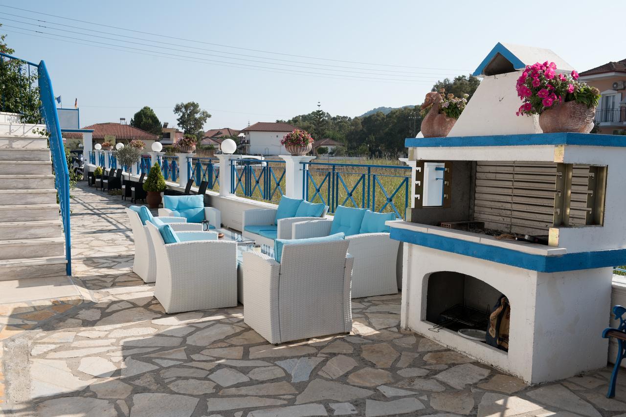 Hotel Anna Амудия Екстериор снимка