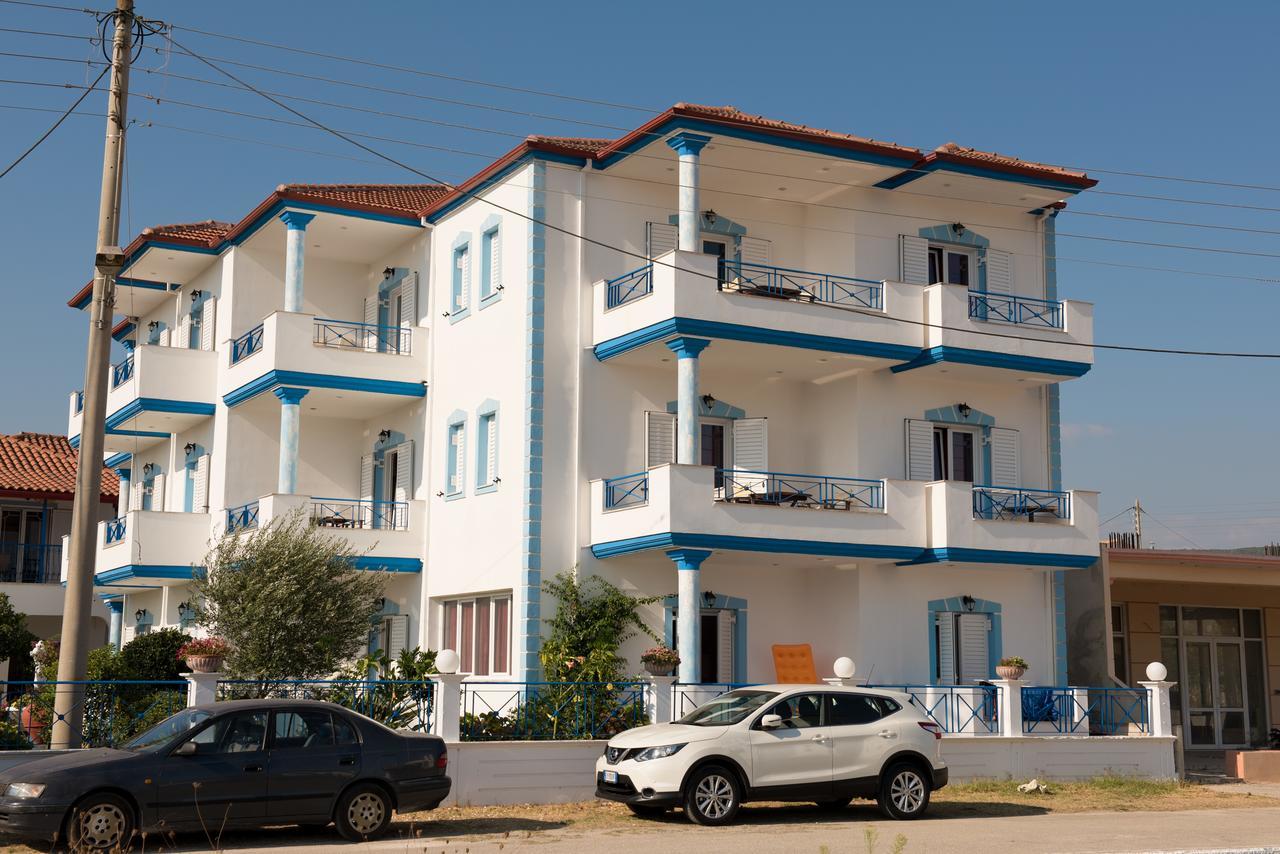 Hotel Anna Амудия Екстериор снимка